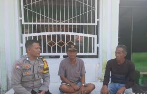 Cegah Premanisme, Bhabinkamtibmas Pulau Lancang Sambang Tokoh Masyarakat Ajak Warga Jaga Kamtibmas dan Jauhi Judi Online