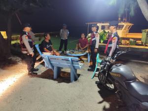 Polsek Kepulauan Seribu Utara Gelar Patroli Malam Perintis Presisi, Jaga Kondusivitas dan Beri Edukasi Warga