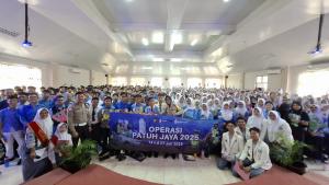 Operasi Patuh Jaya 2025, Satlantas Polres Metro Bekasi Kota Edukasi Ratusan Pelajar SMAN 1 soal Tertib Lalu Lintas