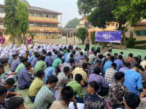 Bangun Generasi Sadar Hukum, Polsek Bantar Gebang Hadirkan Penyuluhan di SMK Tinta Emas
