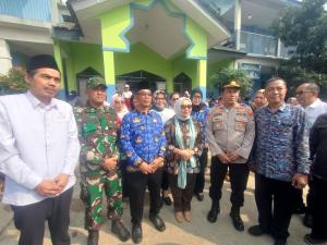 Wakapolsek Bantargebang Dampingi Menteri PPPA Dalam Kunjungan ke SD Dinamika Peringati Hari Anak Nasional 2025