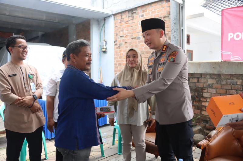 Jumat Curhat di RW 03 Kelurahan Rengas, Warga Sampaikan Aspirasi dan Apresiasi untuk Polri
