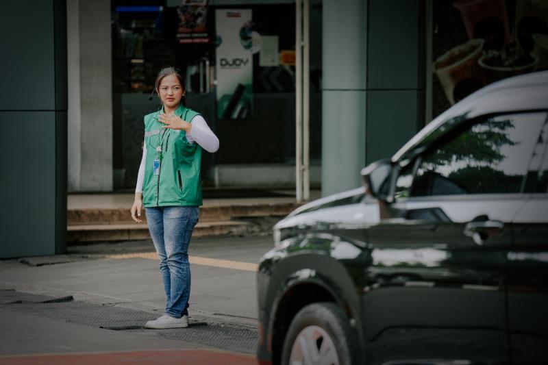Di Sepanjang Tahun 2025, KAI Services Meraih Penghargaan Wajib Pajak Parkir Teladan dari Berbagai Pemkab dan Pemkot