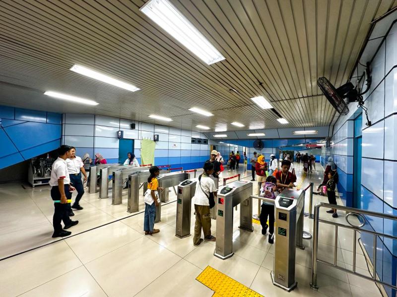 Kondisi Stasiun Juanda Kembali Normal, Hingga Pukul 20.00 WIB Catat 123 Ribu Lebih Orang Naik Dan Turun Di Stasiun Juanda