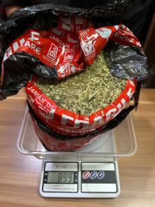 Sat Resnarkoba Polres Metro Bekasi Kota Berhasil Amankan 2 Pengedar, Sita Total 1,567 Gram Ganja dan Sabu