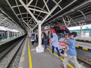 KAI Commuter Catatkan Pertumbuhan Signifikan, Layani Lebih dari 6,6 Juta Masyarakat Yogyakarta-Palur