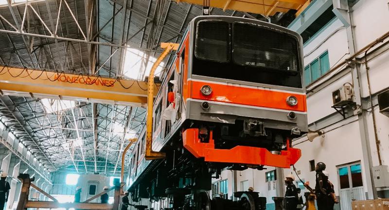 Jelang Masa Nataru, Rutin Jalani Perawatan, 102 Rangkaian Commuter Line Siap Tancap Gas!