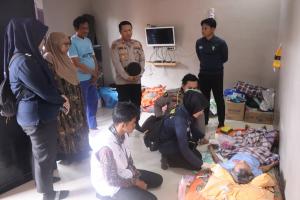 Sentuhan Kemanusiaan di Tengah Laut: Polres Kepulauan Seribu Gelar Bakti Kesehatan untuk Warga Pulau Tidung