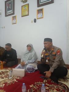 Kapolsek Bekasi Barat Hadiri Milad Ke-32 RW 07 Jakasampurna, Ajak Warga Guyub dan Jaga Lingkungan