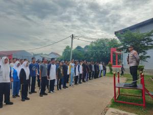 Polsek Bantar Gebang Gelar Sosialisasi Penerimaan Siswa Secaba Brimob Polri di SMKN 15 Kota Bekasi