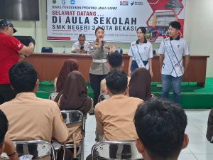 Police Goes To School: Polres Metro Bekasi Kota Ajak Pelajar SMKN 3 Jadi Pelopor Keselamatan Lalu Lintas