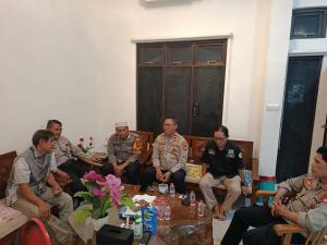 Polsek Medansatria Gelar Kegiatan Ngopi Sat Kamling di Perum Taman Harapan Baru