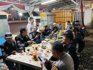 Polsek Medan Satria Gelar Ngopi Kamtibmas Bersama Pokdarkamtibmas dan Warga