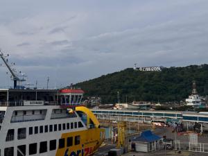 Penyeberangan Jawa-Sumatera Ramai Sejak H-5, ASDP Catat Lonjakan Motor hingga 28 Persen